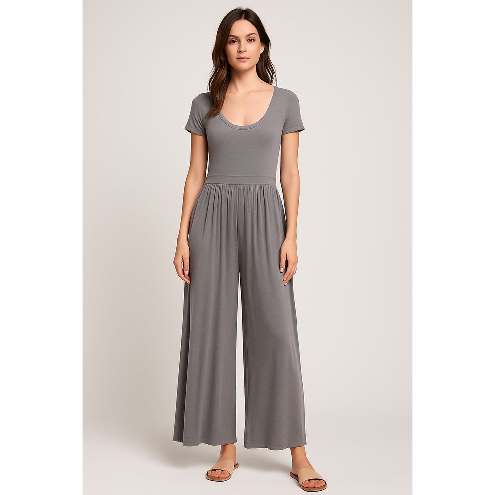 Free People Beach Gray Wide Leg Jumpsuit – Size Large